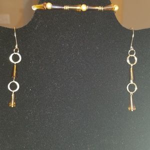 Handcrafted earrings and bracelet set.